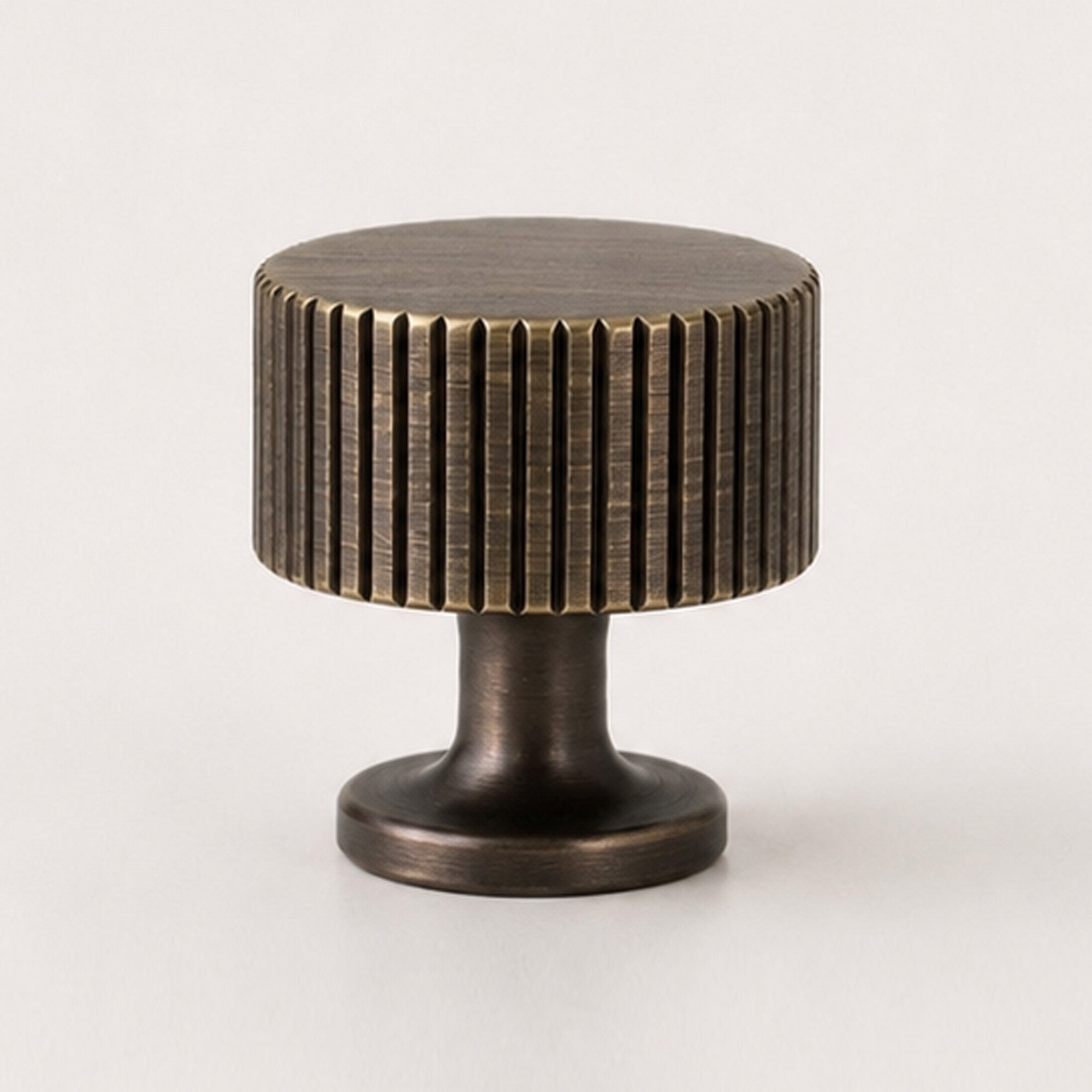 Reeded Cabinet Knob - Antique Brass