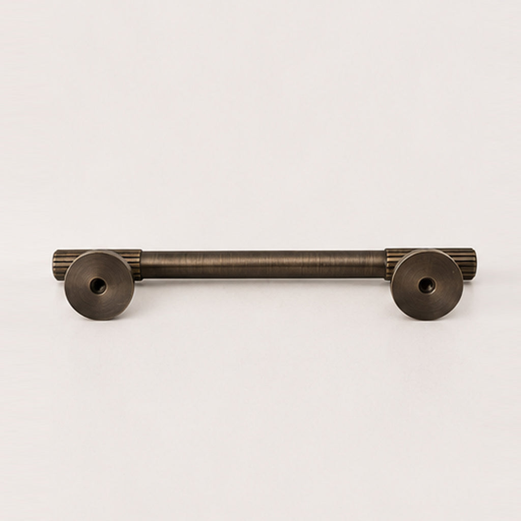Reeded Pull Handle - Antique Brass