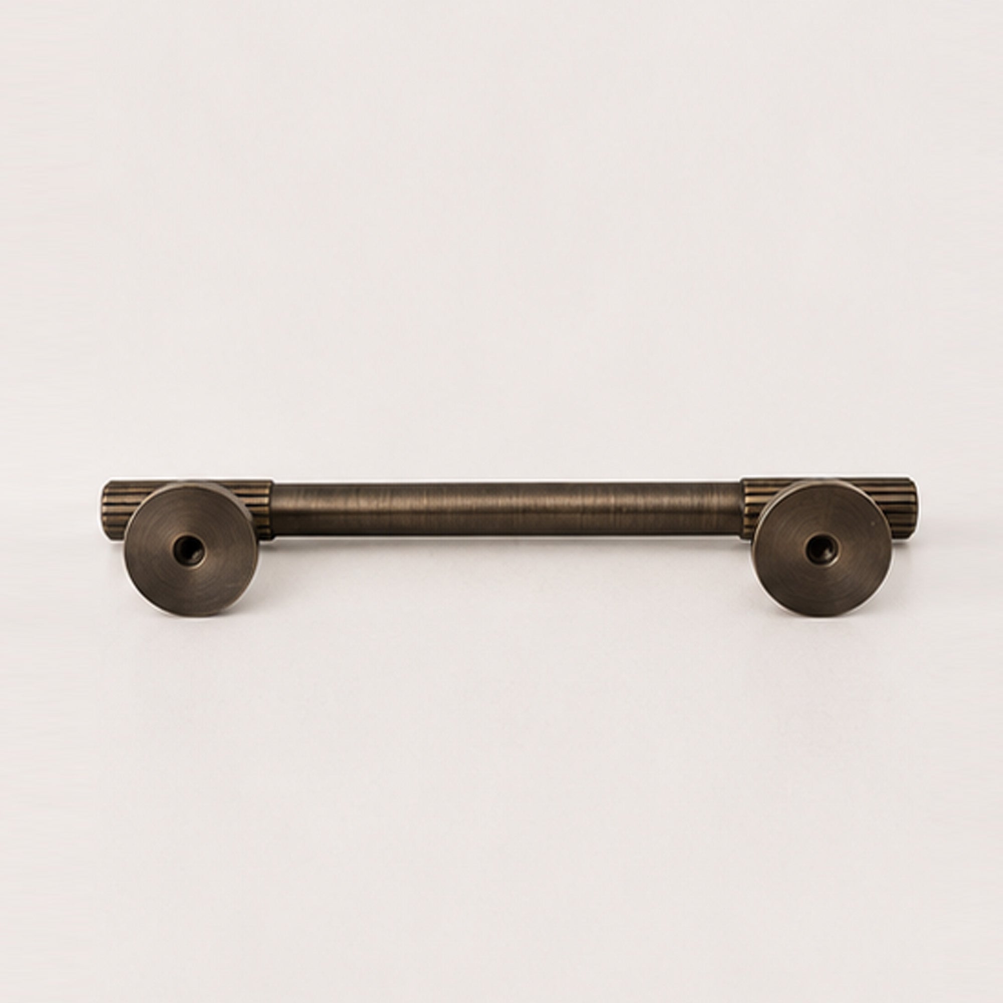 Reeded Pull Handle - Antique Brass