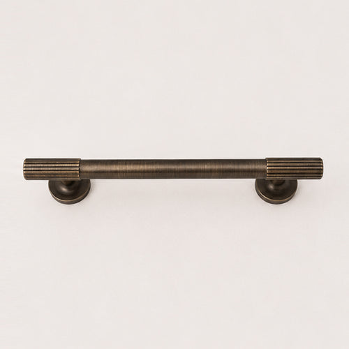 Reeded Pull Handle - Antique Brass